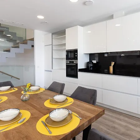 Vila Uhc Portofino