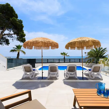 Vila Uhc Portofino *